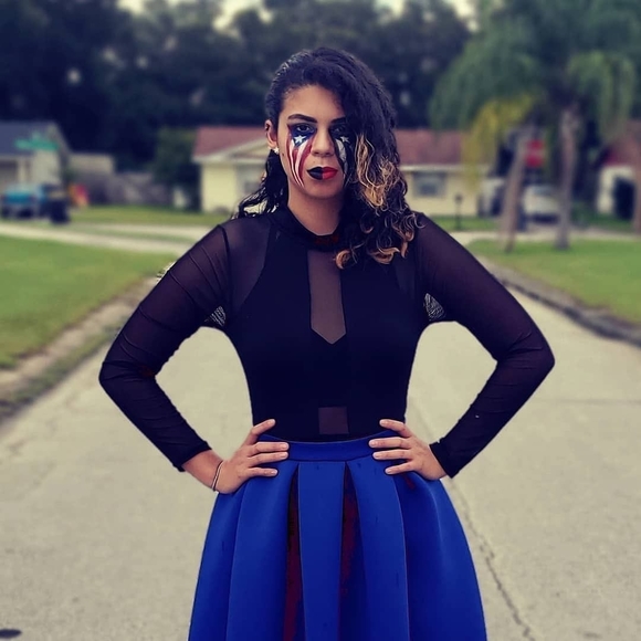 Meet your Posher, Lizmar - Picture 1 of 1